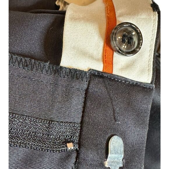 Dockers Men's Iron Khaki D4 Relaxed Fit Black 38x34 - Picture 6 of 8